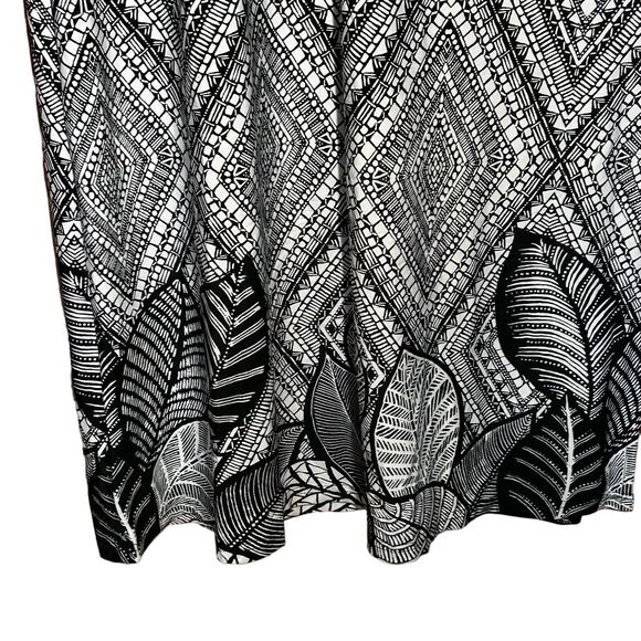 NWT ASHLEY STEWART Women’s Black White Geometric Floral Maxi Dress Size 18/20 - Picture 6 of 13